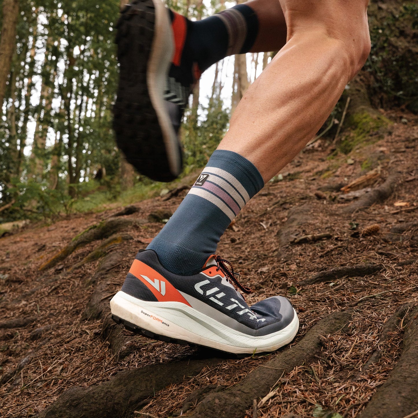 Versus Misty Lake Trail Run Crew Socks
