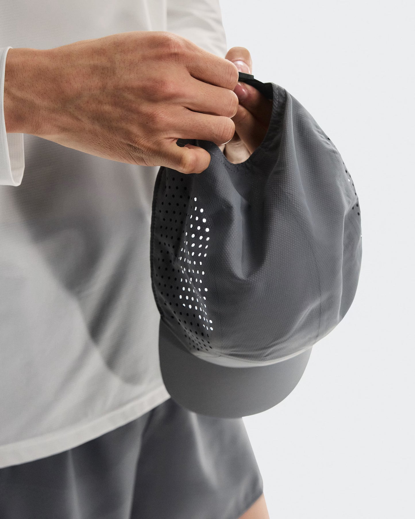 On Lightweight Cap
